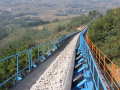 曲线带式输送机五托辊组喜获发明专利