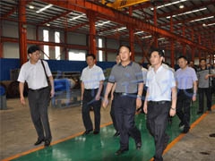 市人大常委会主任陈华一行到公司调研