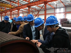 中国科学院成会明院士莅临运机集团指导公司创新发展